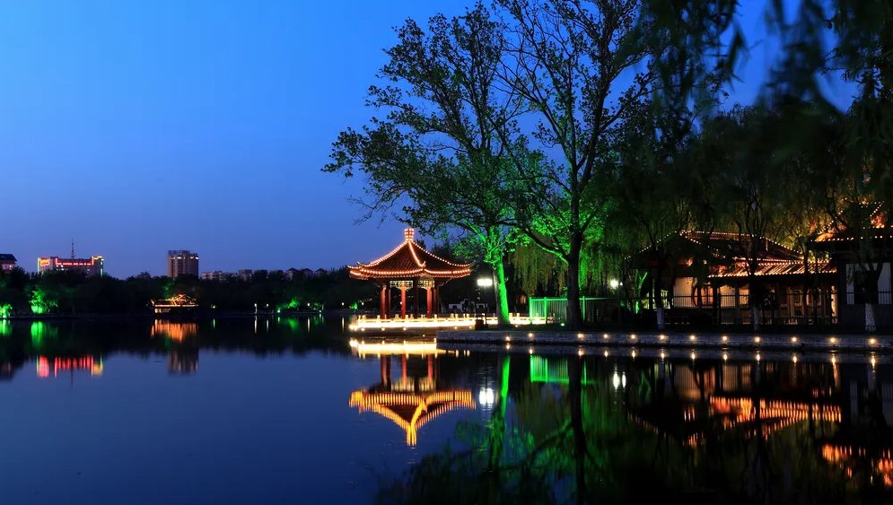 大明湖在哪里个城市