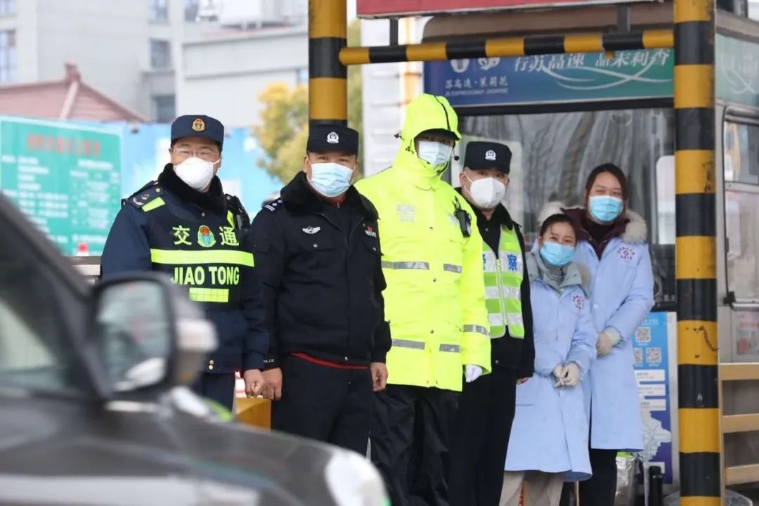 钟南山等专家建议疫苗能打尽快打，为什么应尽快接种新冠疫苗？