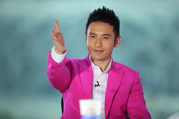 黄晓明结婚后热度减少很多，是什么导致黄晓明退步了？