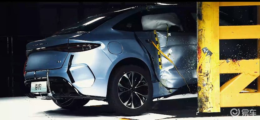 比亚迪又走红了，CTB技术被认可，比亚迪海豹通过碰撞试验