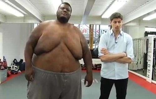 亚伯勒的妻子怎么说！跟相扑运动员结婚是什么感受？