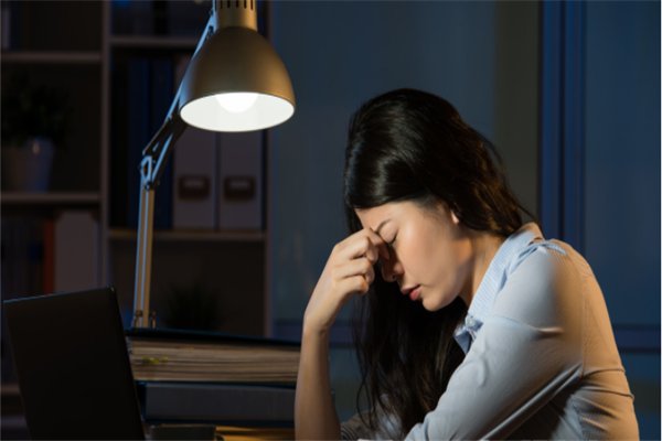 一年365天每一天都在熬夜，对身体有什么危害？