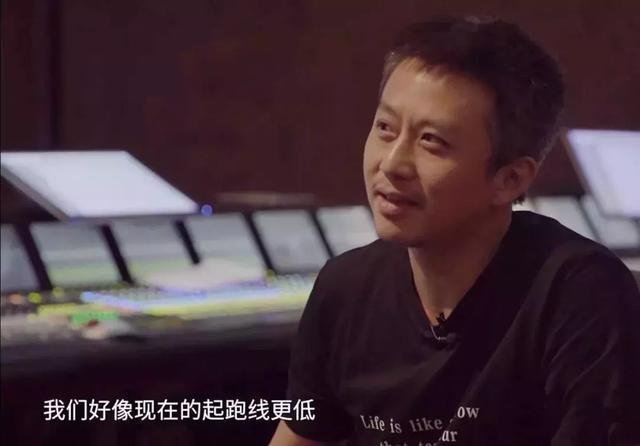 邓超人民日报撰文谈奋斗者,他是如何定位自己的?