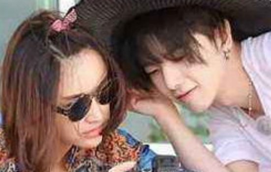 看似毫无交集，实则姐弟情深，华晨宇和张歆艺之间感情究竟有多好？