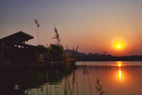 海天龙战血玄黄全诗解释