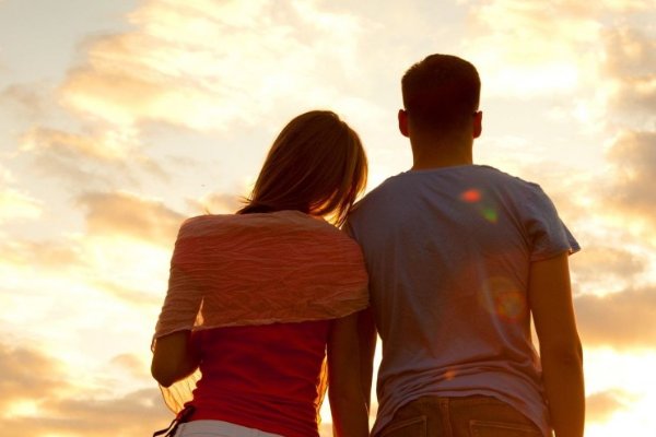 爱上一个有夫之妇的人怎么办？