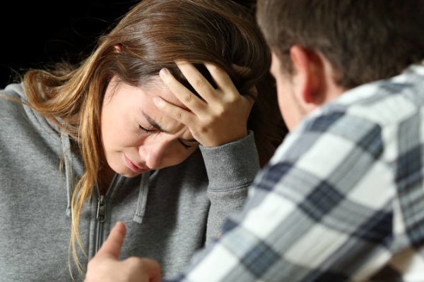 发现男友认识我之前私生活很混乱还要在一起吗？