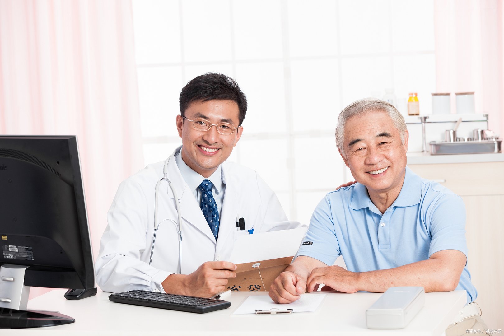 北京大爷半年骂跑20个保姆，背后的原因是什么？