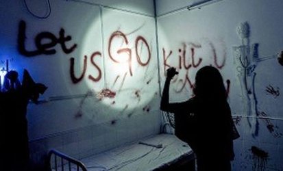 网友爆料玩密室逃脱被NPC咬了两口，背后有哪些不能说的“秘密”？