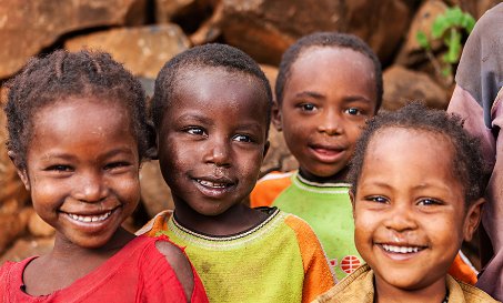 非洲民族的生活习俗