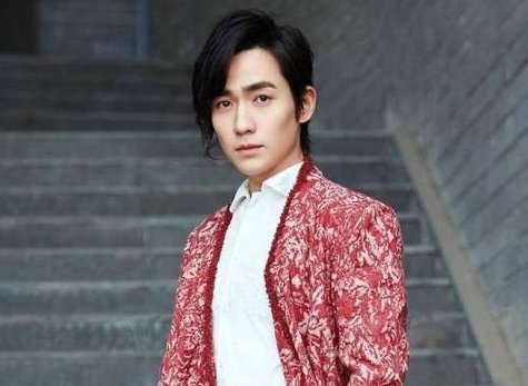 评价朱一龙身材被嘲？