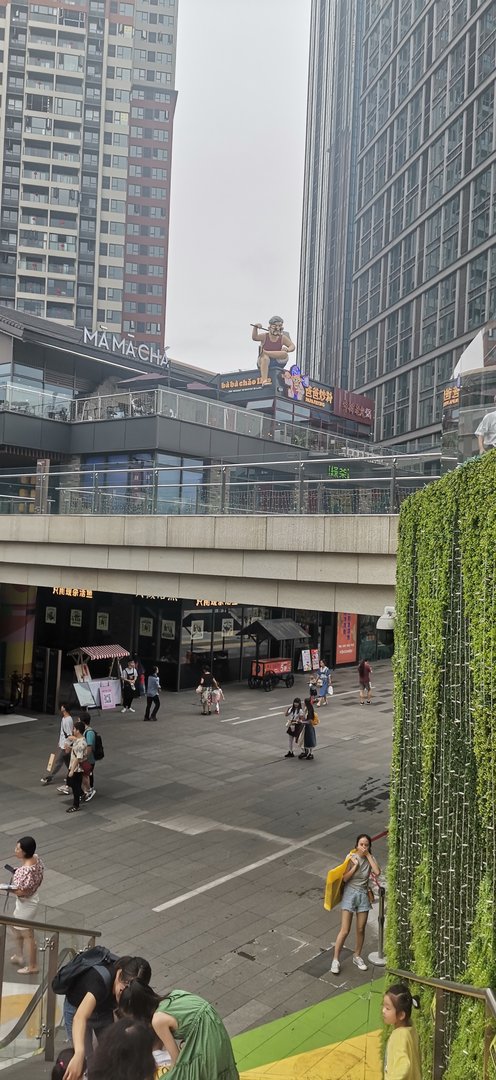 我老婆和别的男人发暧昧的短信，怎么办？