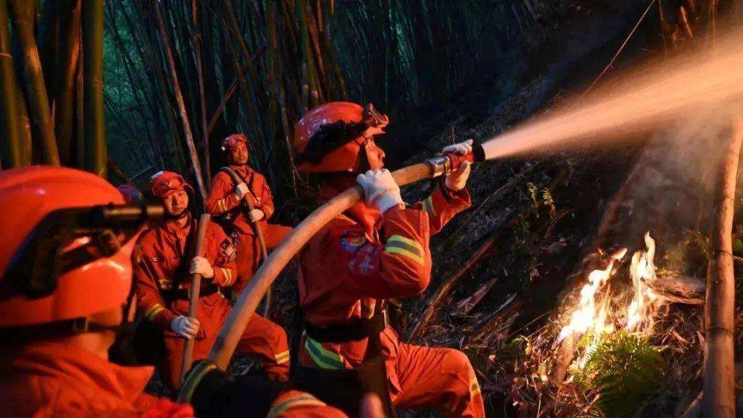 摩托志愿者送物资被罚？重庆公安是如何回应这件事的？