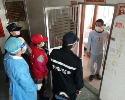 西安隔离未果全部确诊一家六口已得到救治，各地该怎样人性化防控？