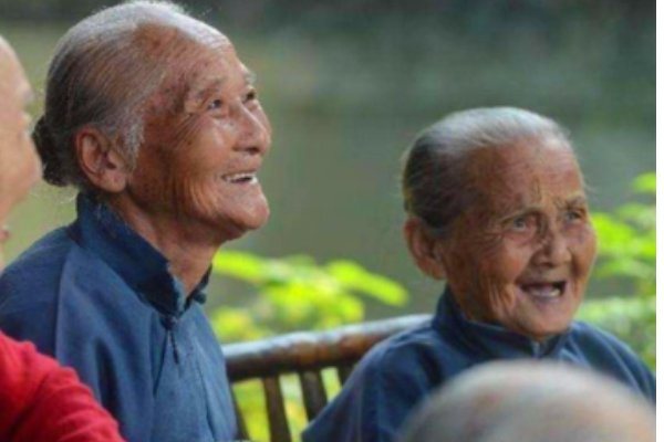 古代满100岁被称为什么