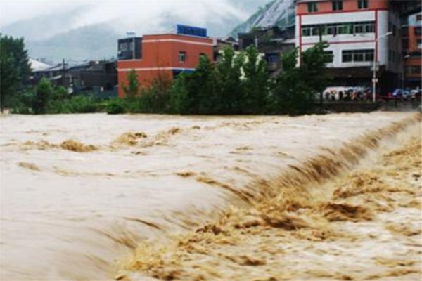 浙江省杭州市萧山区进化镇洪水袭来，如何预防次生灾害的发生？