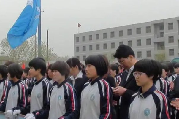 元氏石家庄第二实验中学学费