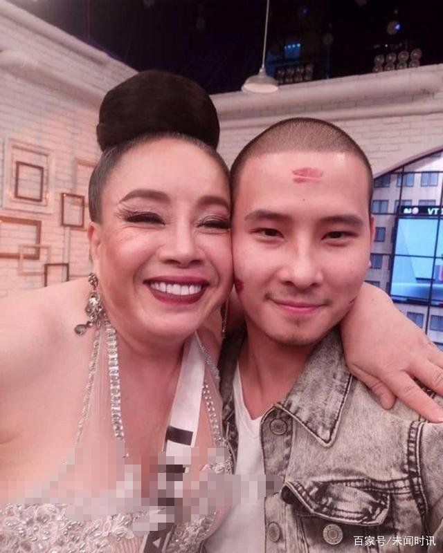 富婆扎堆的白马会所，一夜28万为爱买单，富婆的快乐是什么？