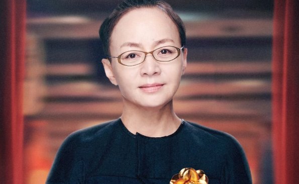 宋丹丹第一任老公叫啥