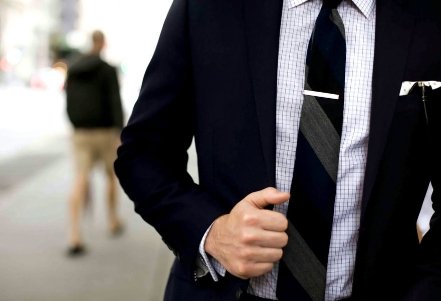 你在办公室做过什么最疯狂的事情？