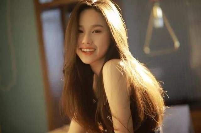 我就傻傻的为你停着脚步是一首什么歌里的歌词