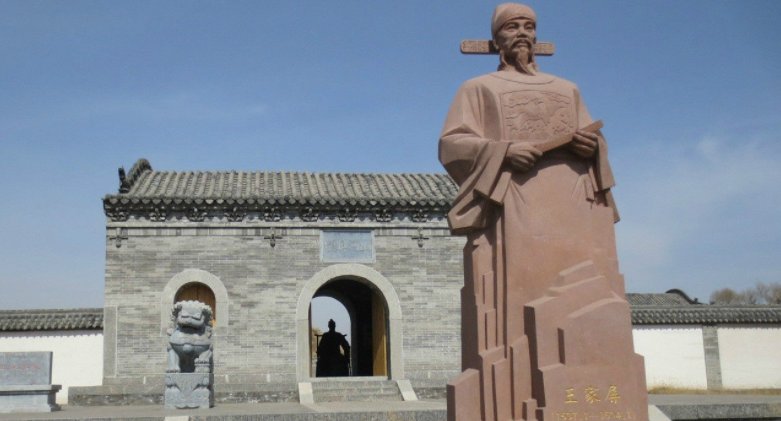 吏部尚书相当于现在的什么官？