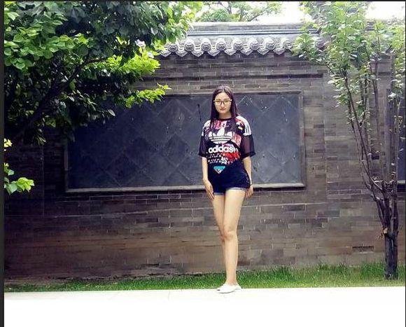 请大神把我P得更帅气一点 看PS大神怎么恶搞你