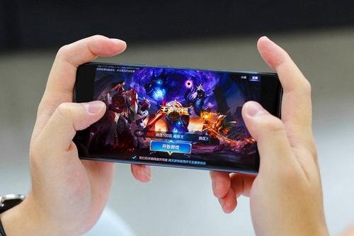 86岁爷爷沉迷于电子游戏，对于这个年纪的老人来说为何是一件好事？