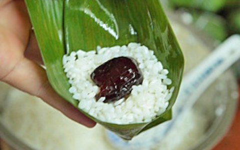 粽子蒸多久才能熟自己做的粽子要蒸多久才能熟?