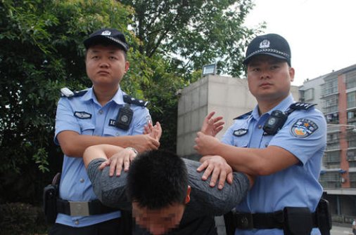 “外地上门女婿”苏州44岁男子街头随即砍人,致1死4伤,到底怎么回事?