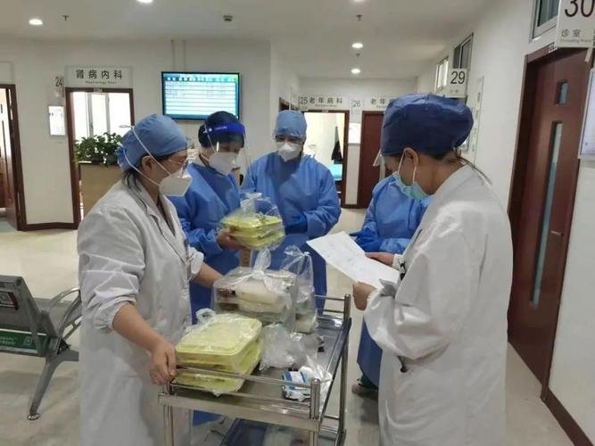 北京一网吧私自营业导致多人感染，老板被查，目前当地的疫情情况如何？