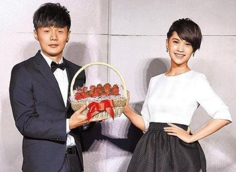 时隔近一年，杨丞琳李荣浩终于见面了，长时间不见面是否会影响感情？