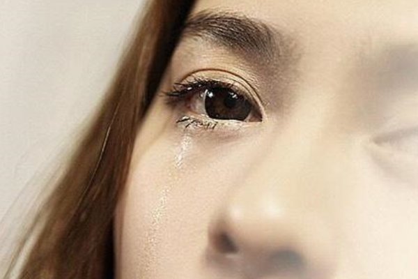 遗体在医院太平间被人错领火化，这事究竟是谁的失责？