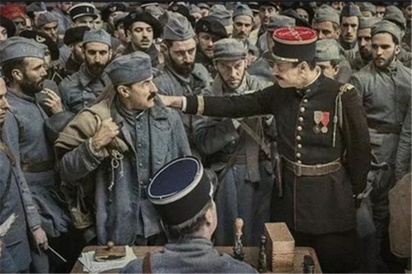 莫泊桑的《羊脂球》女人公的名字有什么特殊意义吗？