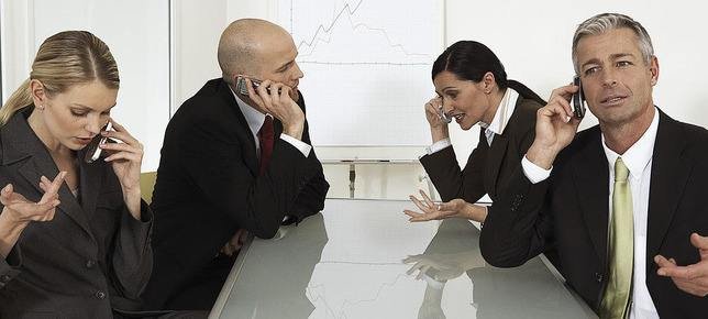 女友对待生活很消极，我总会被她影响，怎么办？