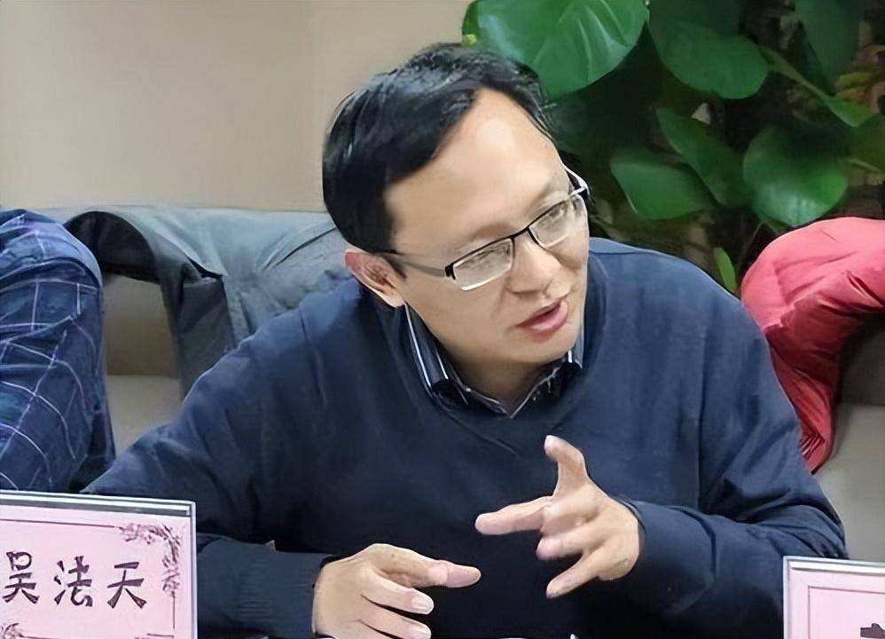 劳荣枝的律师吴法天是什么来头？他能让案件发回重审，让劳荣枝脱罪吗？