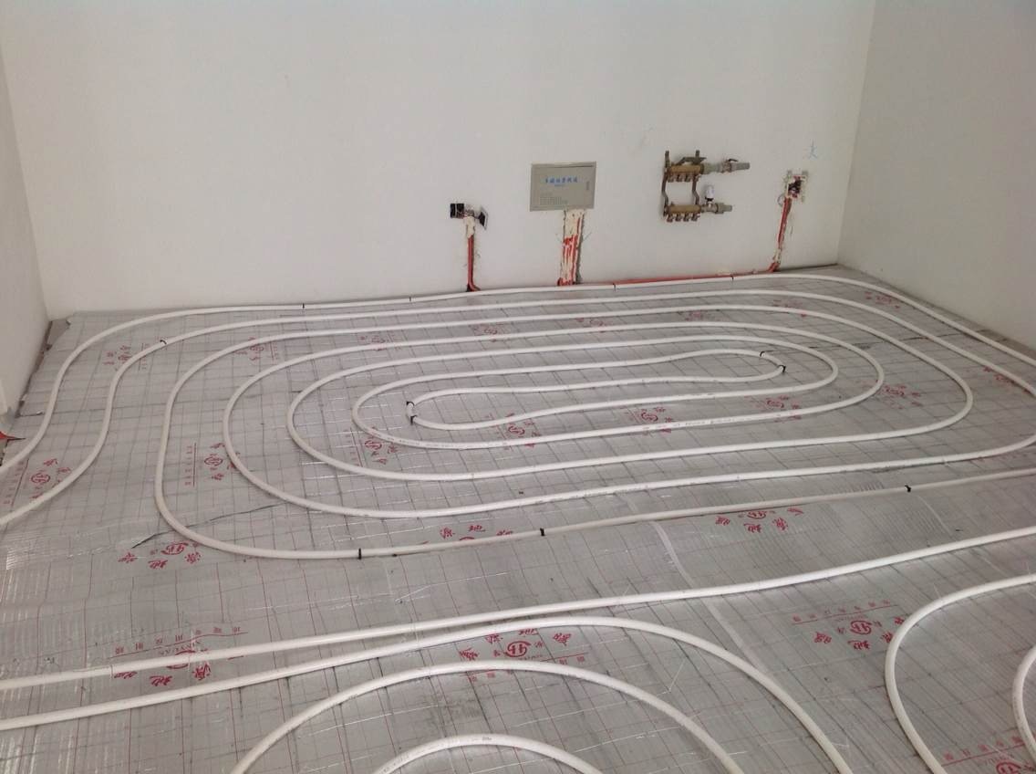 想在厨房和卫生间安装电地暖，地暖安在这些地方合理吗？