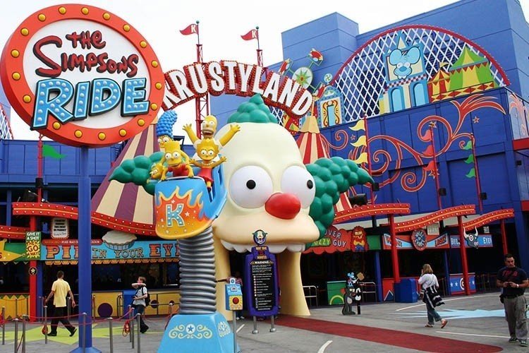 北京环球影城矿泉水10元一瓶，园内的整体消费水平如何?