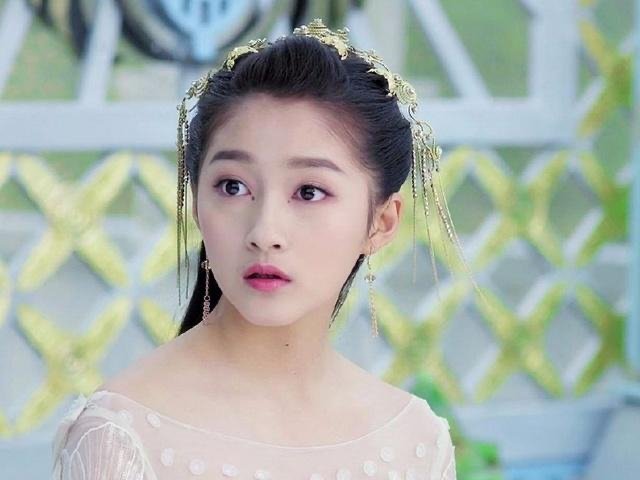 关晓彤换头像后鹿晗粉丝也跟着换头像，这是怎么回事儿？