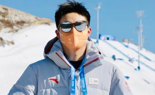 北京冬奥会解说员是谁?