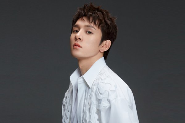 南昌大学称李佳琦系提前离校，他提前离校的原因是什么？