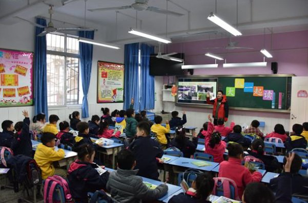 权衡利弊打一生肖是什么