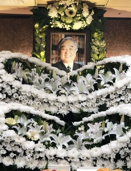 琼瑶丈夫财产分配曝光，原配林婉珍一分未拿，琼瑶别墅和影视权，你怎么看？