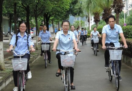 因地铁公交出行受限，大量北京市民骑行上班，市民能习惯这样的方式吗？
