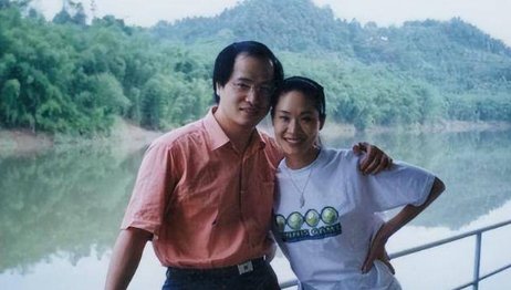 于文华前夫是谁？为什么离婚？