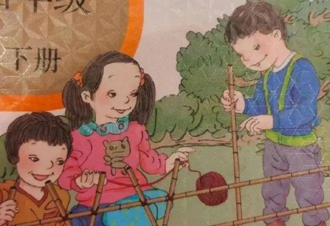 几年前审定的教材插画，为什么在如今却爆发了？