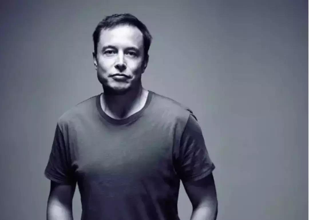 马斯克身价相当于盖茨加巴菲特，你如何看待这件事？