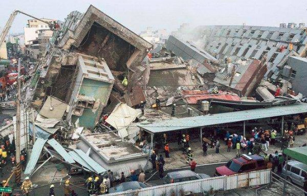 新中国成立以来分别发生了几次七级以上的大地震？在那里？