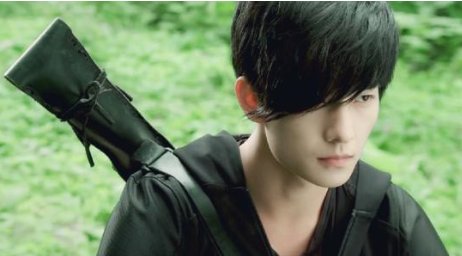 《盗墓笔记》七星鲁王宫里小哥为什么对棺材下跪？