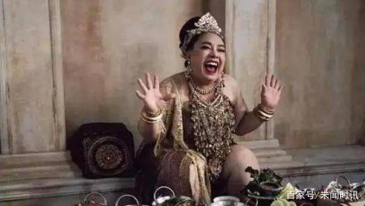 富婆扎堆的白马会所，一夜28万为爱买单，富婆的快乐是什么？